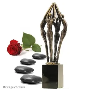 Beeldje Familie brons