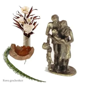 Beeldje Gezin met dochter