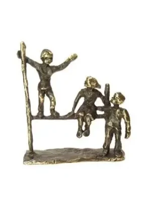 Beeldje De eeuwige kindervriendschap